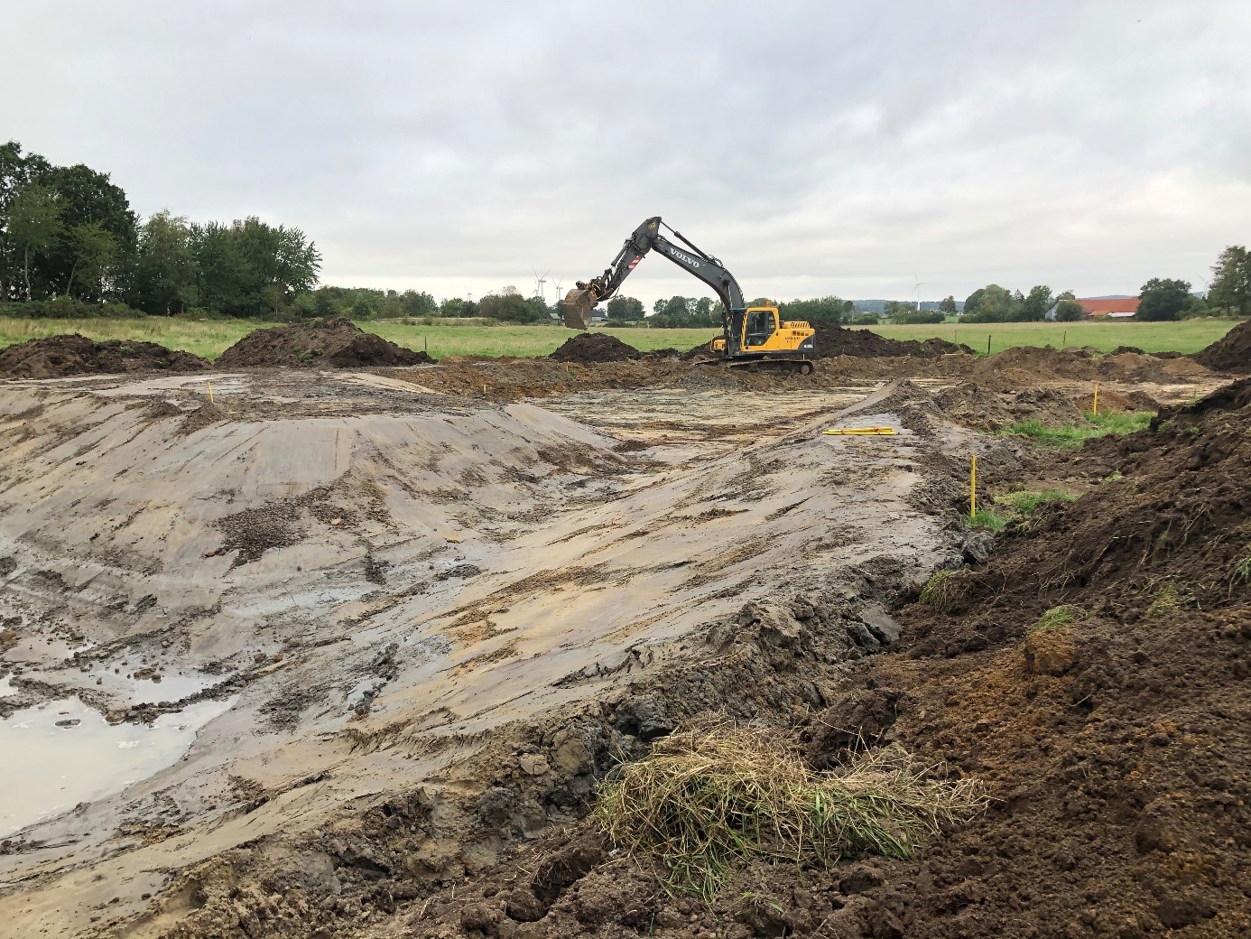 Anläggande av fosfordamm som ska rena gårdsvatten är i full gång, Törlans avrinningsområde. Foto: Harald Lagerstedt
