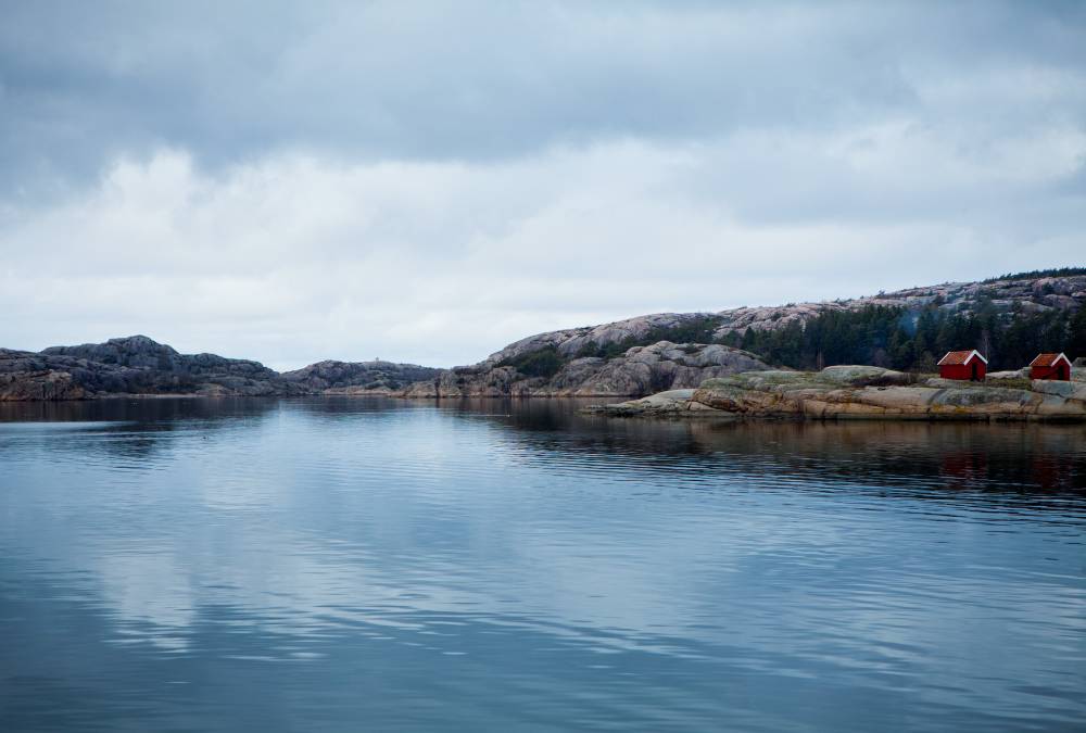 Skärgård. Klippor.