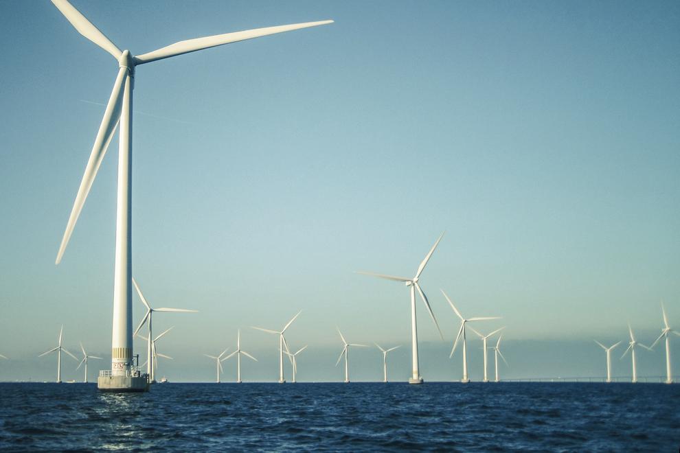 Lillgrunds vindkraftpark i Öresund.+1