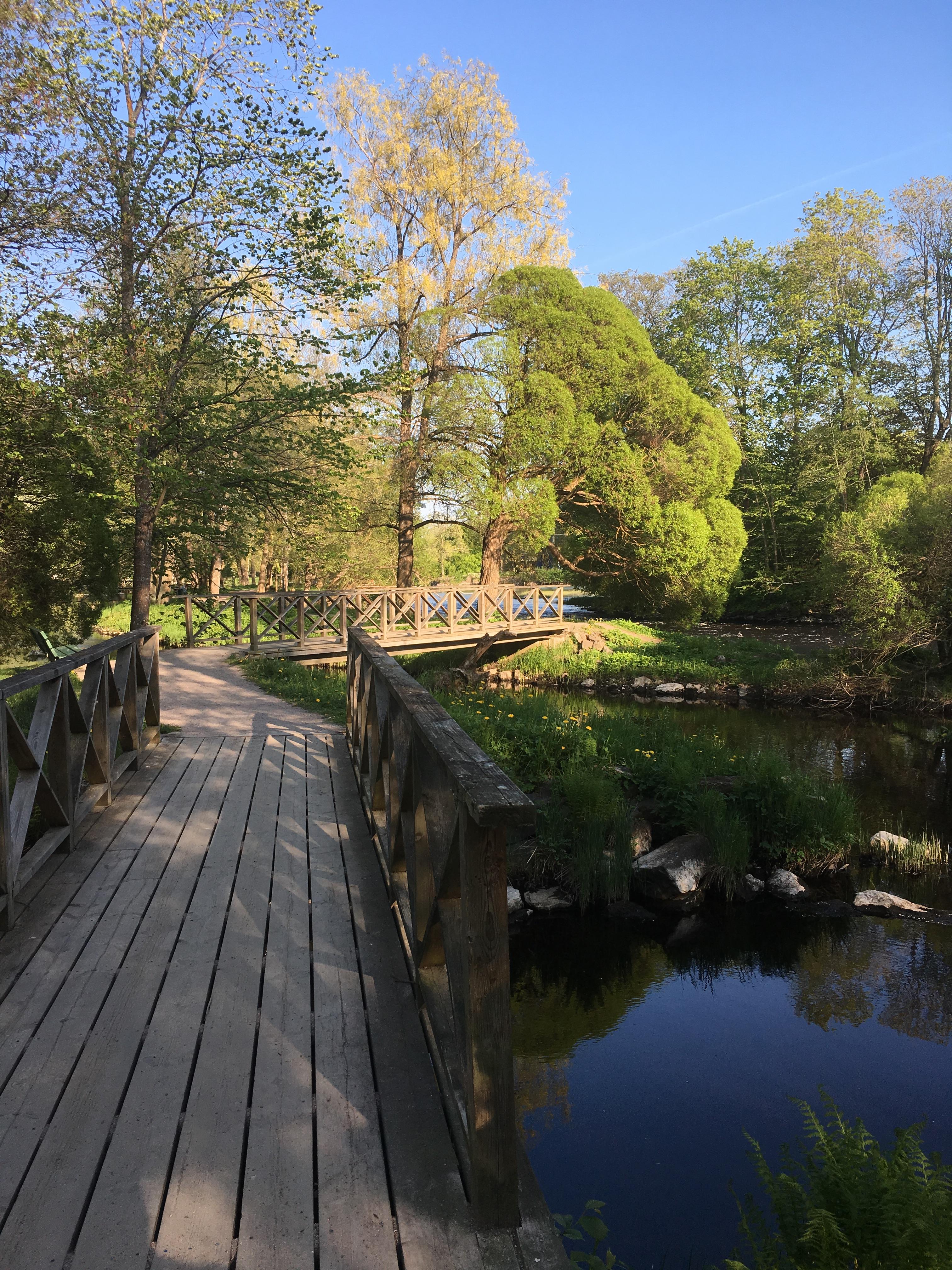 Promenadstråk längs Gavelån i centrala Gävle.